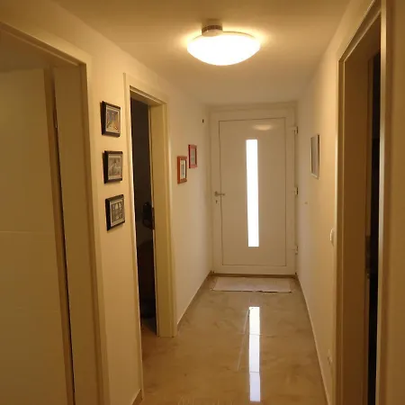 Ferienwohnung In Ad Bergstrasse Апартаменты